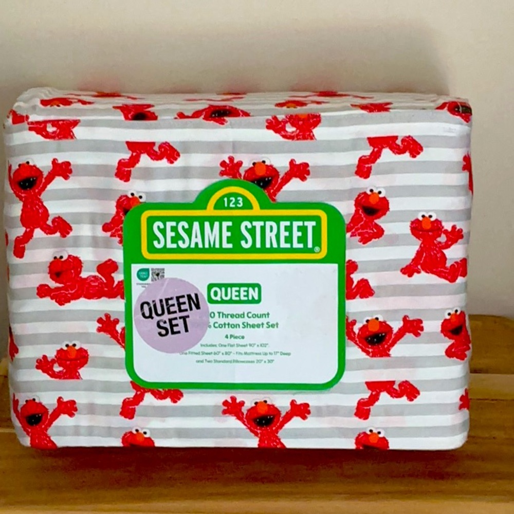 Sesame Street Red Elmo Cotton Sheet Set- 100% Cotton- Sesame Street Room Decor